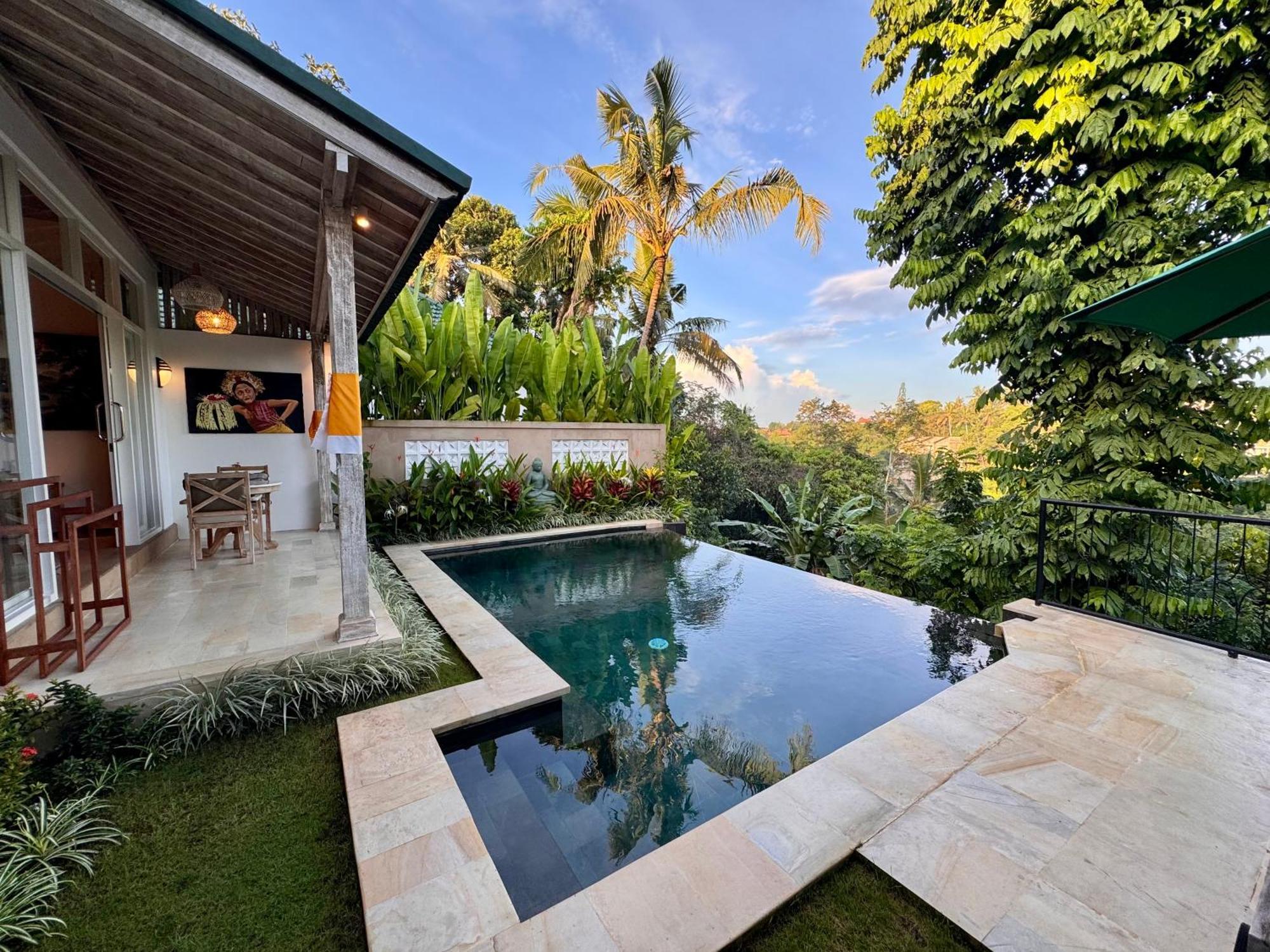 Suara Jiwa Luxury With Private Pool Villa *